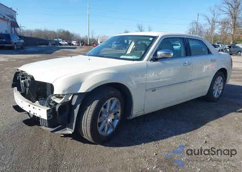 2010 Chrysler 300C Hemi z USA, uszkodzony, nr VIN 2C3CA6CT9AH115006